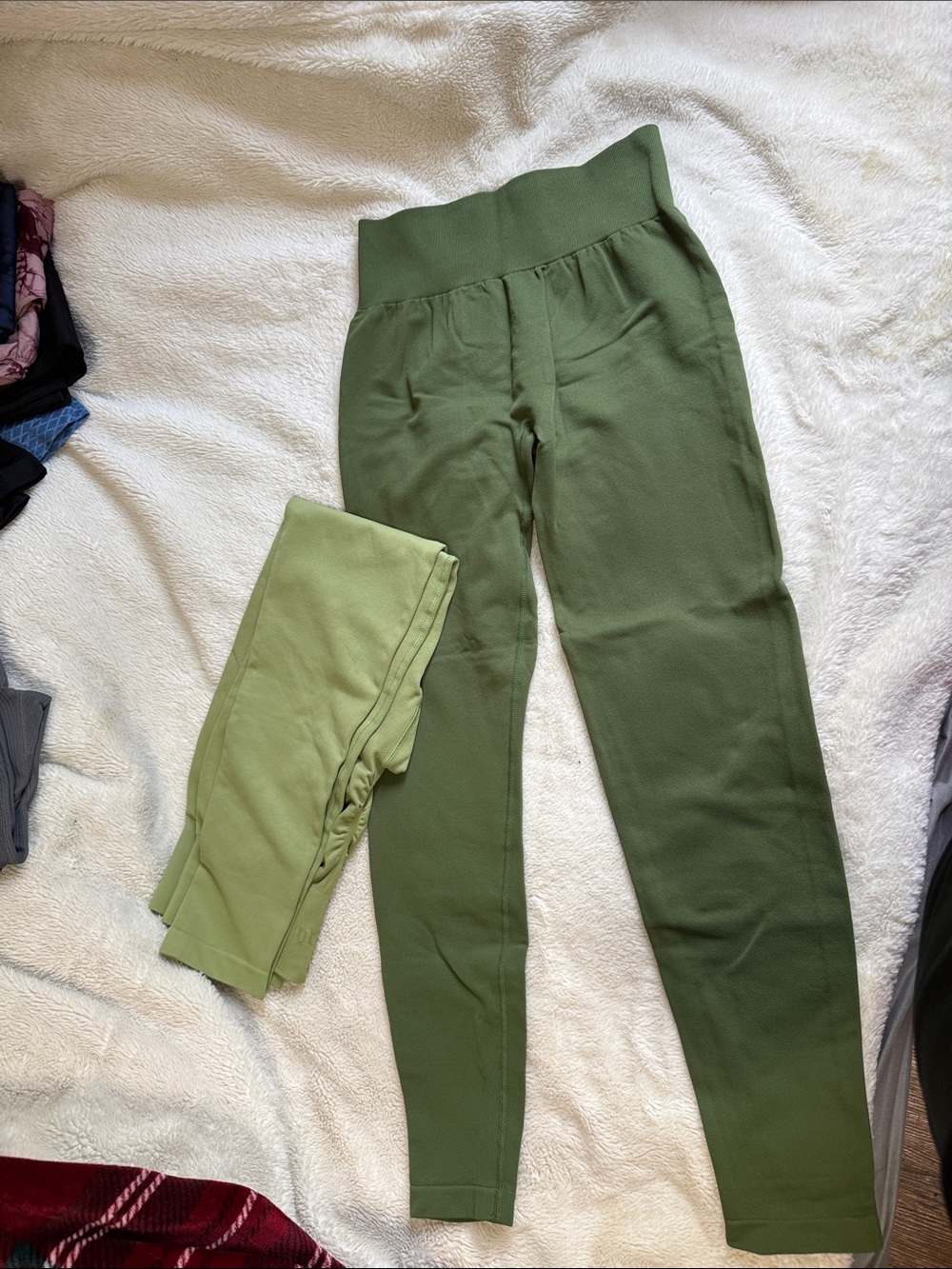 High-Rise Olive Green Leggings - Women